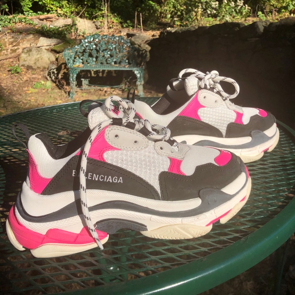 Authentic Balenciaga women’s triple S sneakers